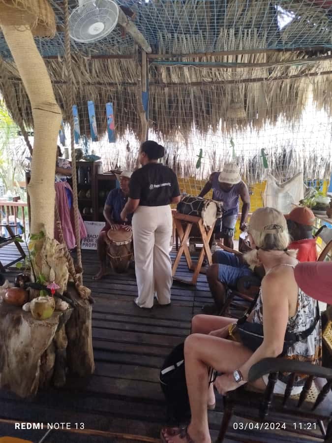 Cartagena: FISHERMEN'S ISLAND IN THE MANGROVES by canoe - Key points to know before you paddle out
