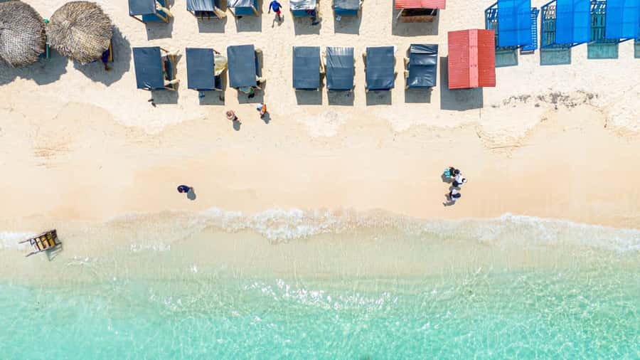 Cartagena: Full day at quiet beach with facilities and lunch - The surprise boat-transfer issue