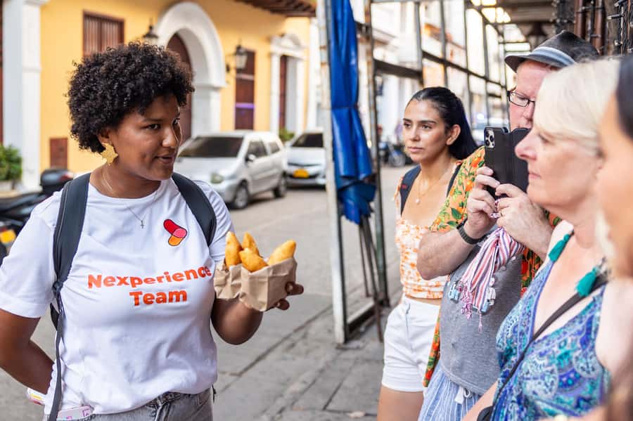 Cartagena: Guided Street Food Tour with Tastings - Nine tastings, from fried bites to Colombian sweets