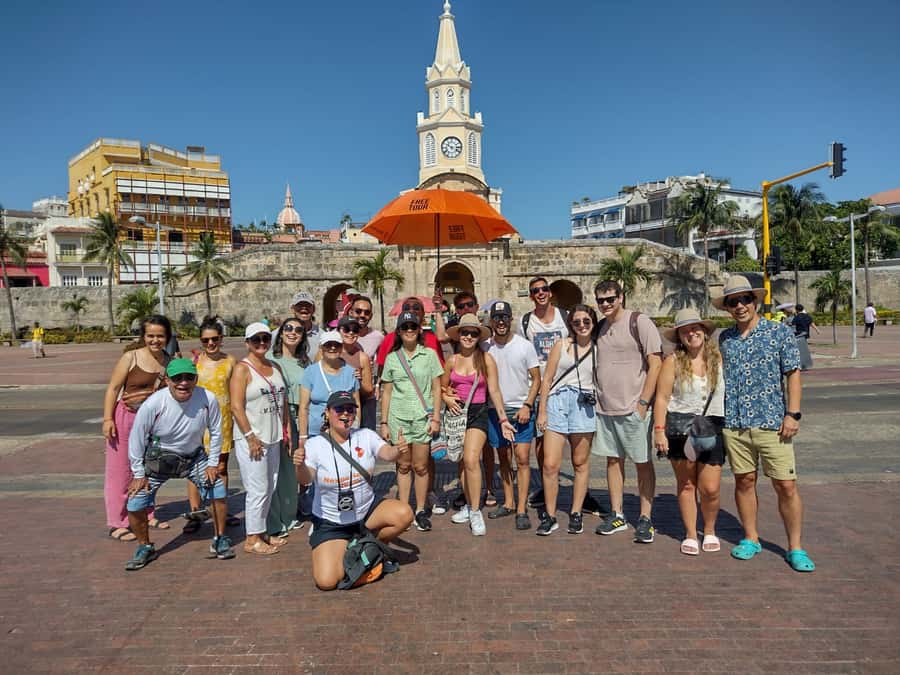 Cartagena: Historic Center and Getsemaní Shared Walking Tour - The guides shape the experience