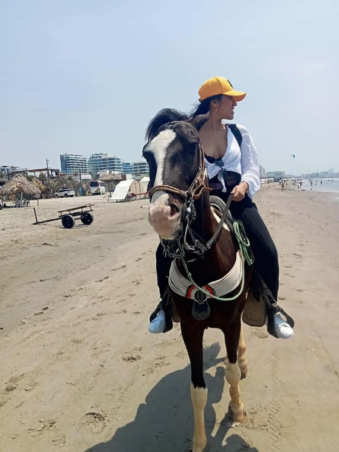 Cartagena: Horse riding on the beaches of Cartagena & PHOTOS - Booking value, timing, and cancellation