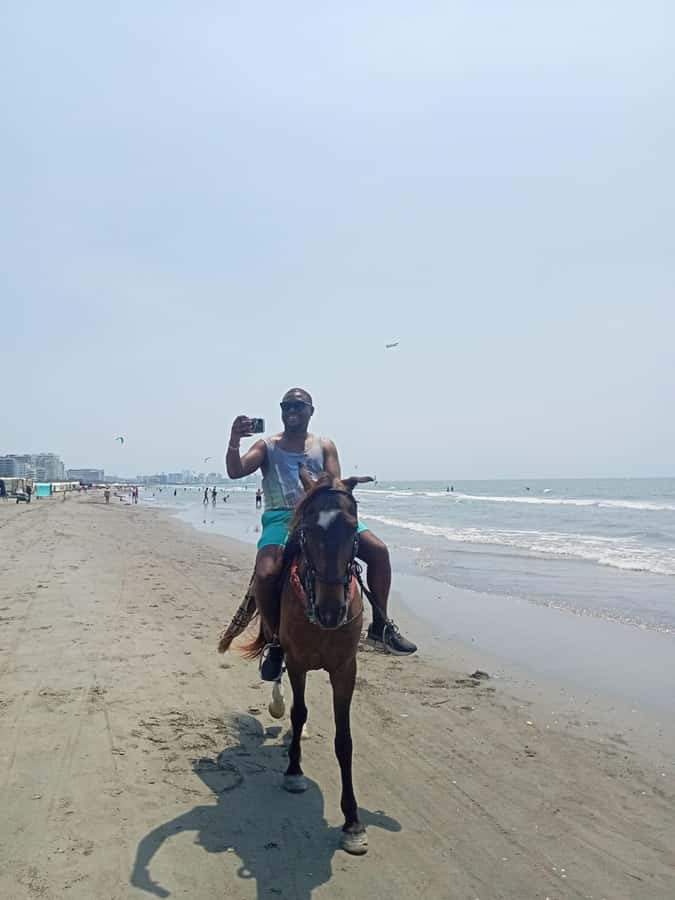 Cartagena: Horse riding on the beaches of Cartagena & PHOTOS - What the 30-minute to two-hour ride feels like