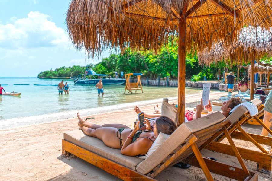 Cartagena: Islabela Islands Boat Trip with Lunch & Cocktail - Key points to know before booking