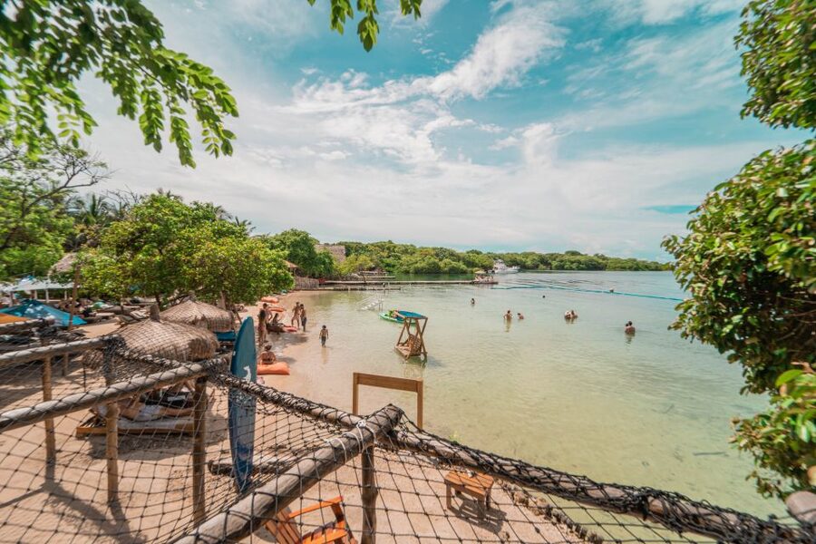 Cartagena: Islabela Islands Boat Trip with Lunch & Cocktail - Is Islabela worth booking?