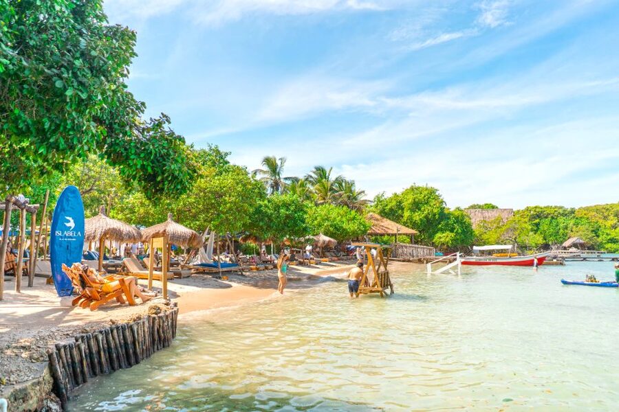 Cartagena: Islabela Islands Boat Trip with Lunch & Cocktail - Kayaking, yoga, and paid extras