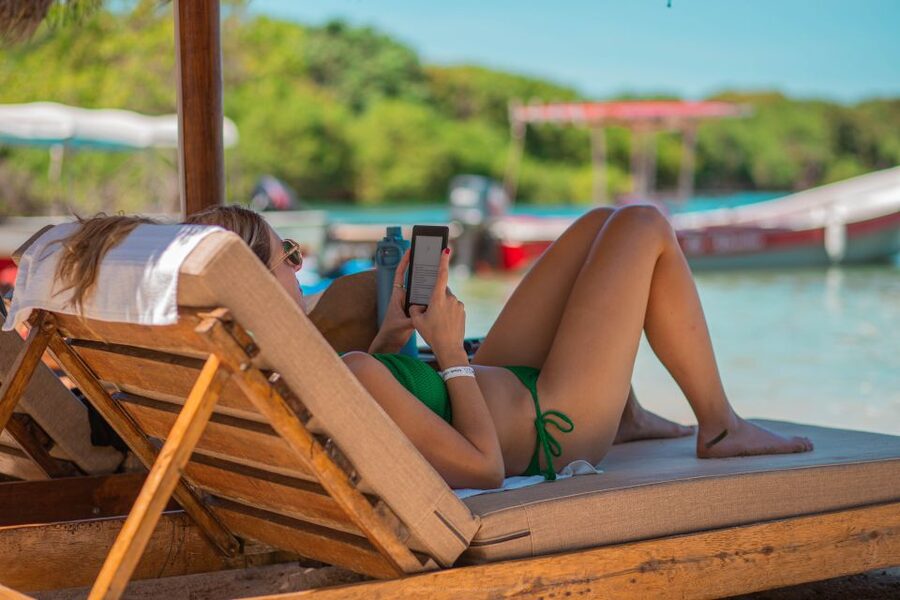 Cartagena: Islabela Islands Boat Trip with Lunch & Cocktail - The sustainability promise and local connection