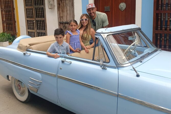 Cartagena Luxury Classic Car Tour + Bilingual Historian Guide - Santo Domingo, the theater, and the cathedral