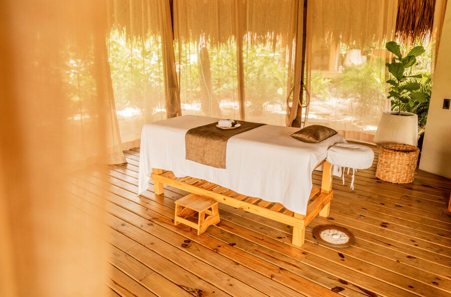 Cartagena: Makani Luxury Beach Club Day Pass - Food, drinks, and the reason to book a celebration