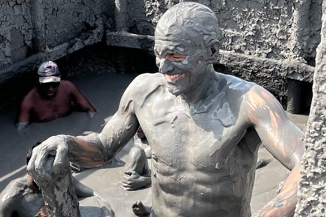 Cartagena Mud Volcano Tour — VIP Exclusive Crowd-Free Access! - Who should book this private mud volcano tour