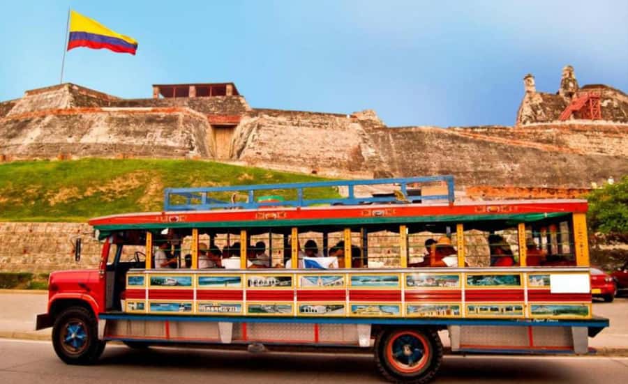 Cartagena: Panoramic City Tour, Monuments, Walls, Castle - Pickup details in Bocagrande and the Old Town