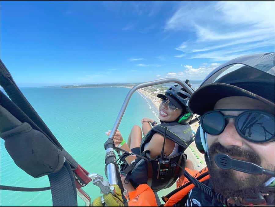 Cartagena: Paratriking Flight from the Beach - Ten or 15 minutes above Cartagena