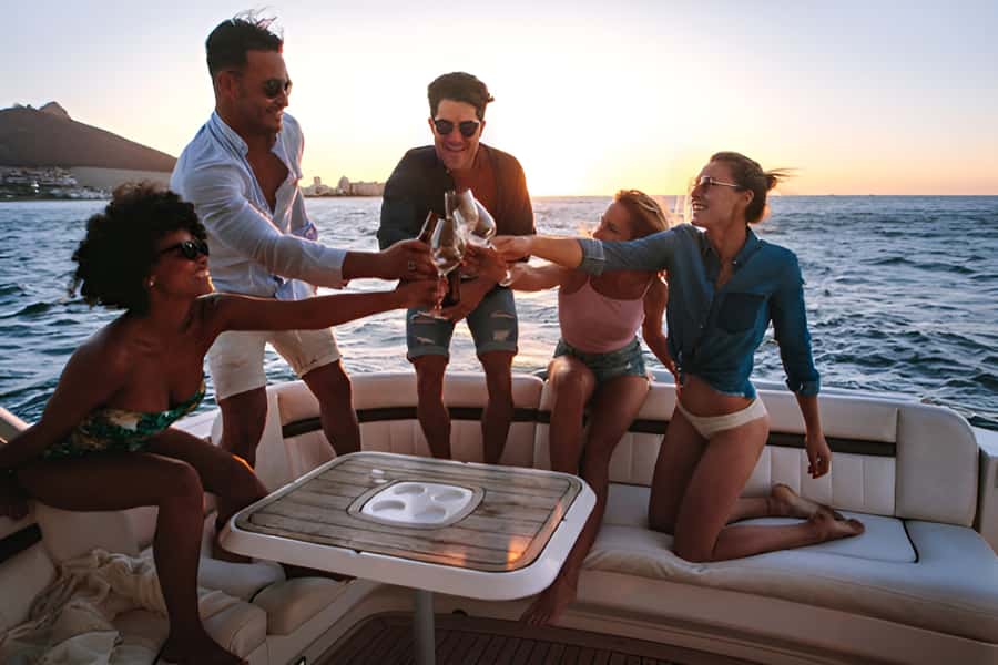 Cartagena: Party Boat to Cholon Beach with 2 Drinks & Lunch - Key points to know before booking