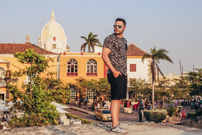Cartagena Photo Experience - Finishing near the Emerald Center
