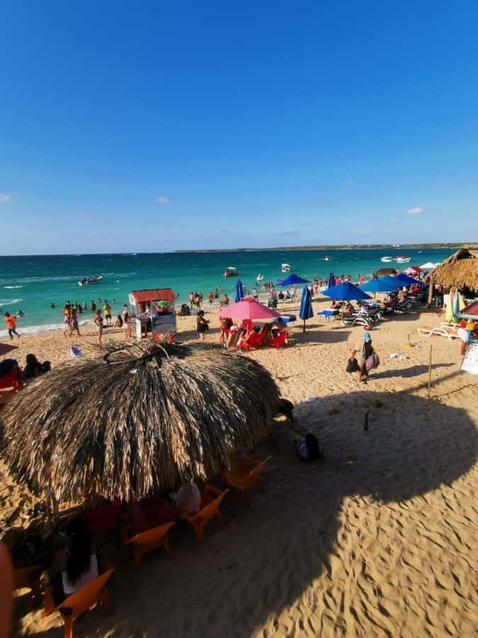 Cartagena: Playa Blanca BARU by speedboat with lunch - What to bring for a better beach day