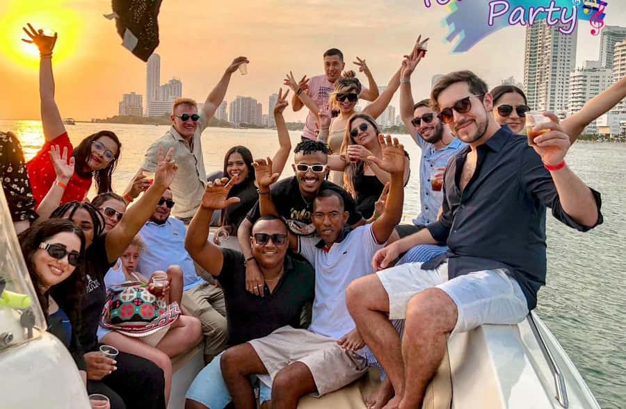 Cartagena: Private Sunset and Night Boat Tour - Why seeing Cartagena from the bay changes the evening