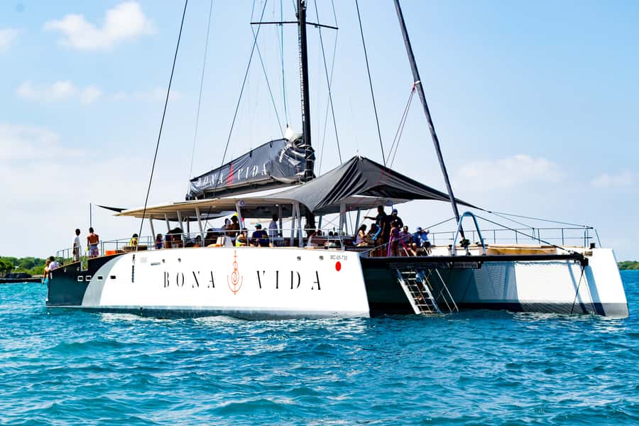 Cartagena: Rosario Islands Catamaran with Lunch and Snorkel - Key points to know before booking