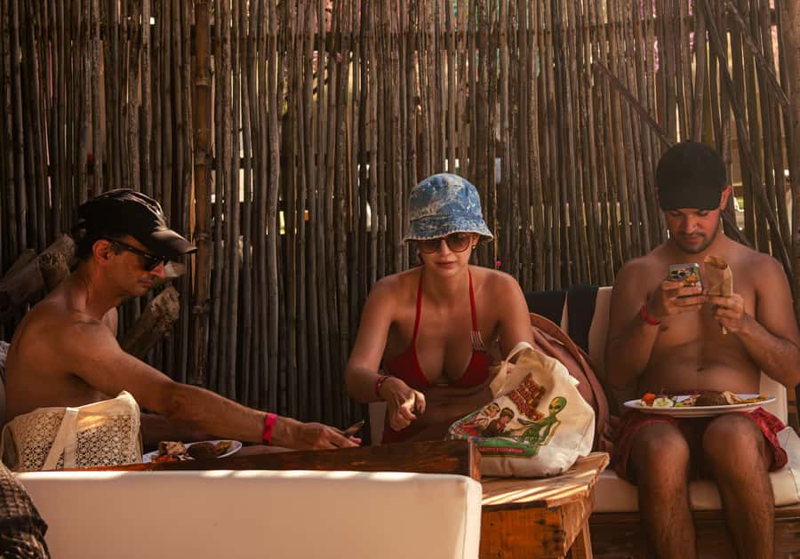 Cartagena: Rosario Islands Day Tour with Snorkel & Lunch - Who should book this Cartagena island tour?