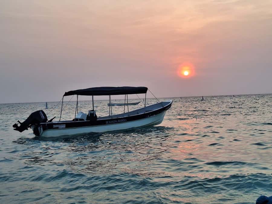 Cartagena: Rosario Islands, Playa Blanca, Baru - What the $36 price really buys