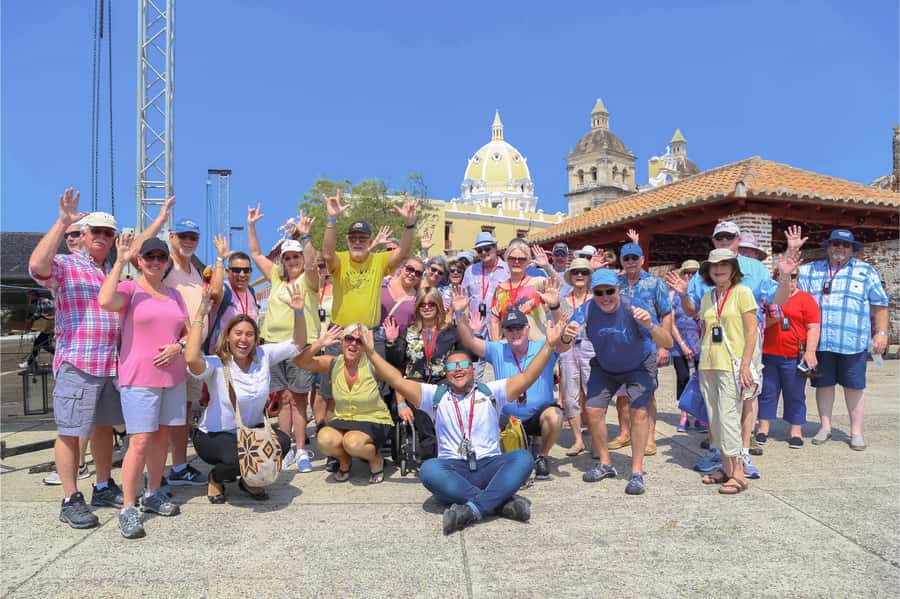 Cartagena: Shared Walking Tour of the Colonial Old Town - Key points at a glance