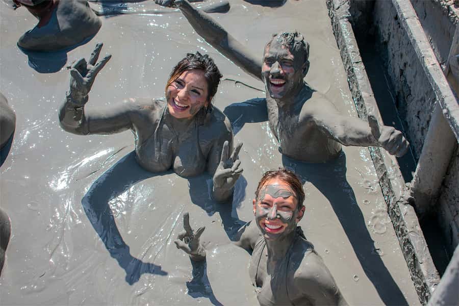 Cartagena: Totumo Mud Volcano Experience - Extra costs, tips, and the local helpers