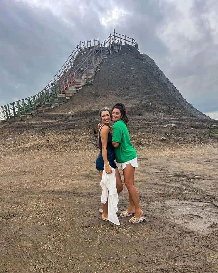 Cartagena: Totumo Mud Volcano with Bilingual Guide - A strange, memorable stop outside Cartagena