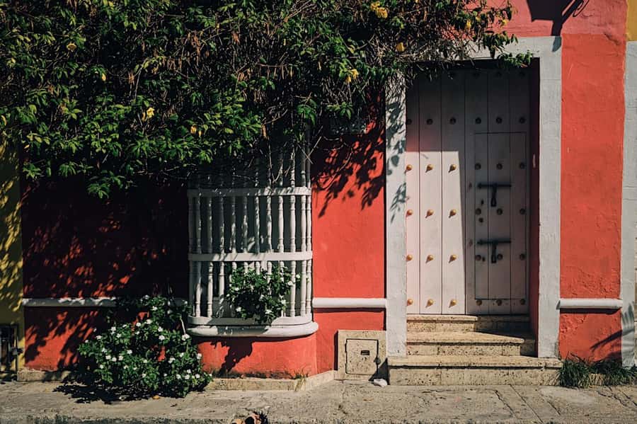 Cartagena: Walled City and Getsemani Shared Walking Tour - Should you book the Walled City and Getsemani walk?