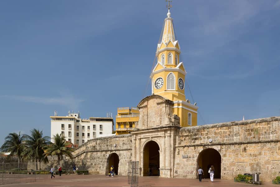 Cartagena: Walled City & Getsemani Private Tour - Pickup, timing, and weather