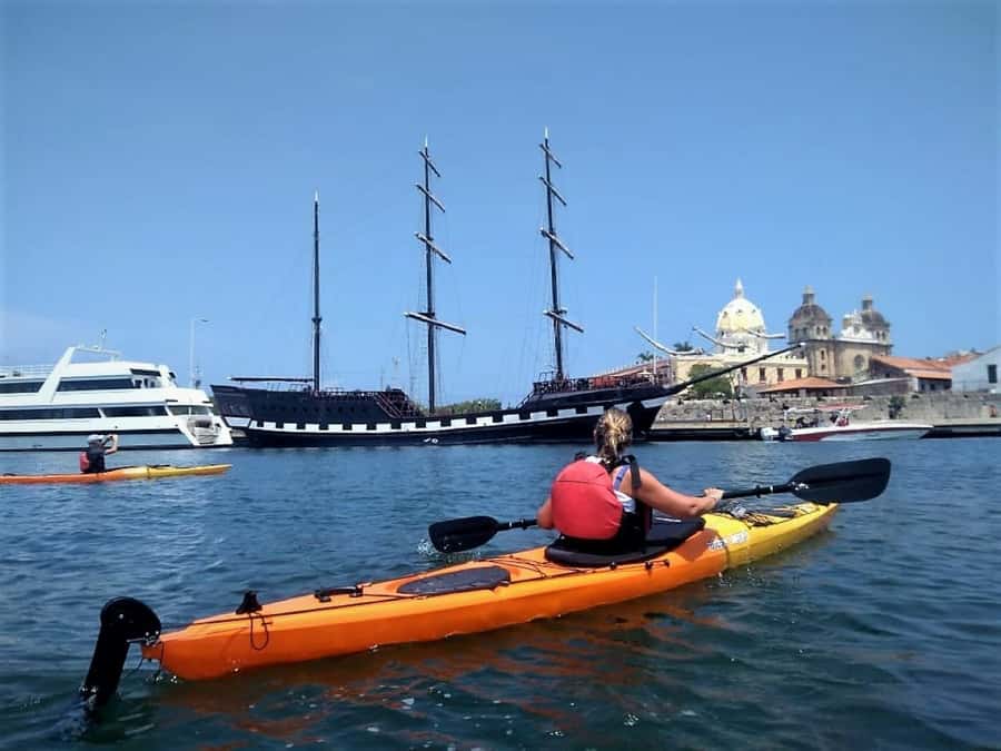 Cartagena: Walled City Kayak Tour - Who should book this kayak tour?