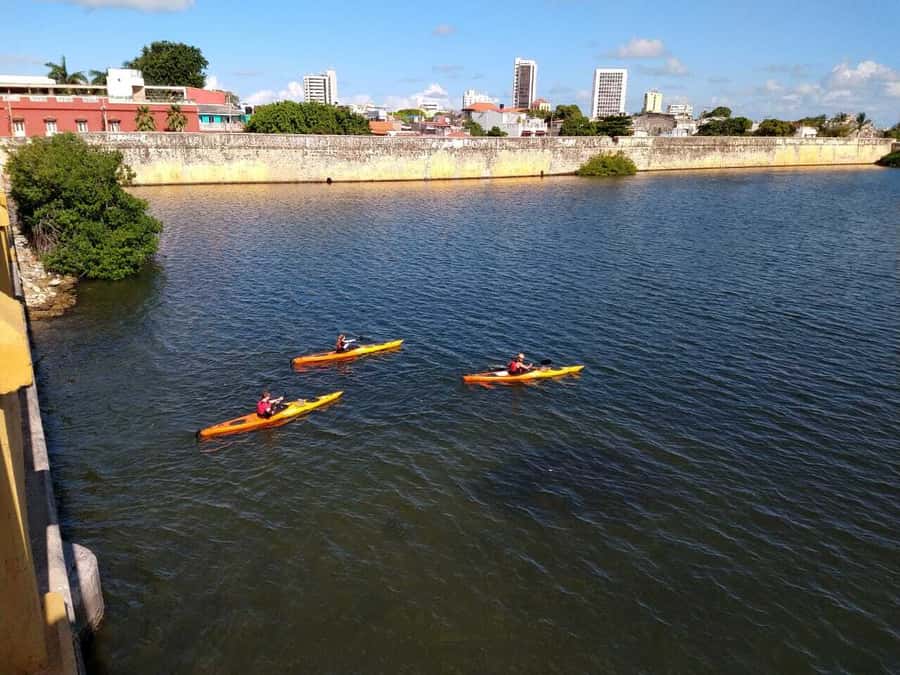Cartagena: Walled City Kayak Tour - Heat, clothing, and what to pack