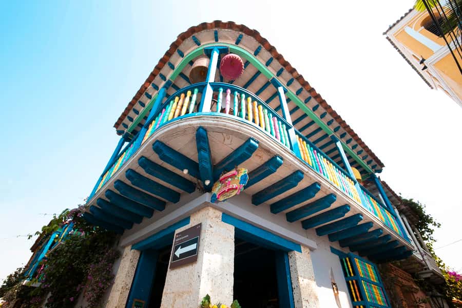 Cartagena: Walled City Walking Tour - Santo Domingo and the Alley of the Stirrups