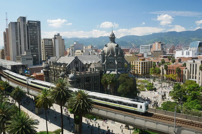 City Tour + Commune 13 Medellin - Comuna 13: art, music, and a neighborhood story
