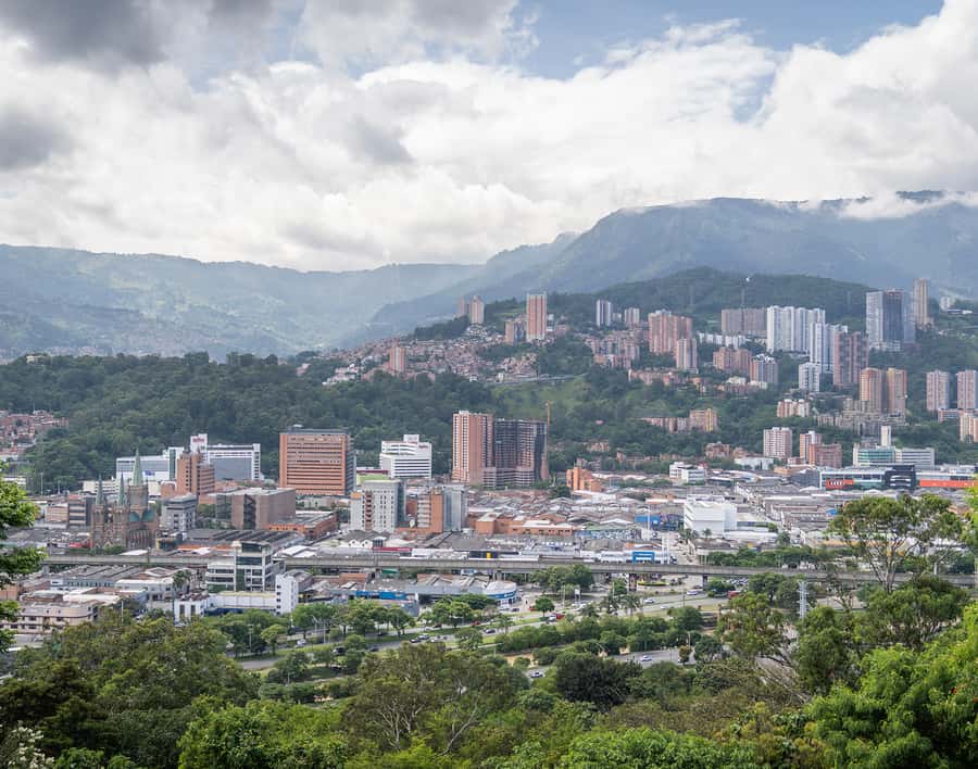 City Tour Medellin with a Chiva or a thematic van - FAQ