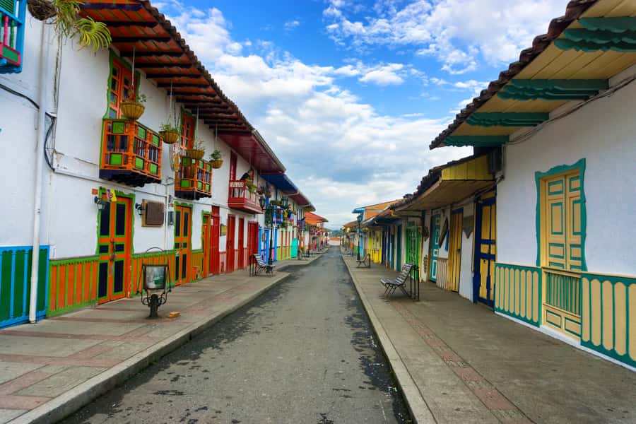 Cocora Valley: Salento & Private Horseback Riding Tour - Why this Salento and Cocora combination works