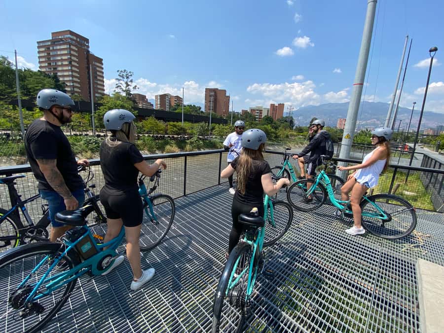 E-Bike City Tour Medellin with Local beer and Snacks - Key points to know before you book
