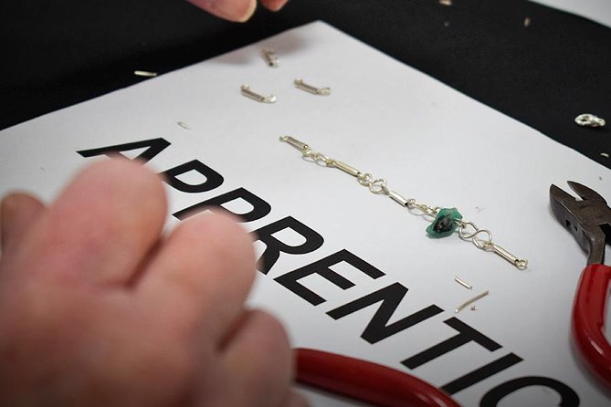 Emerald Jewelry Making Experience - The workshop puts you at the bench