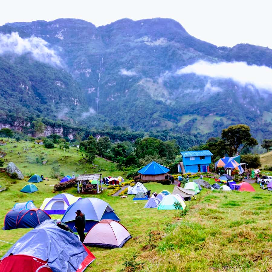 From Bogota: La Chorrera Waterfall Guided Hike - From Bogotá to Choachí, the day starts on the road