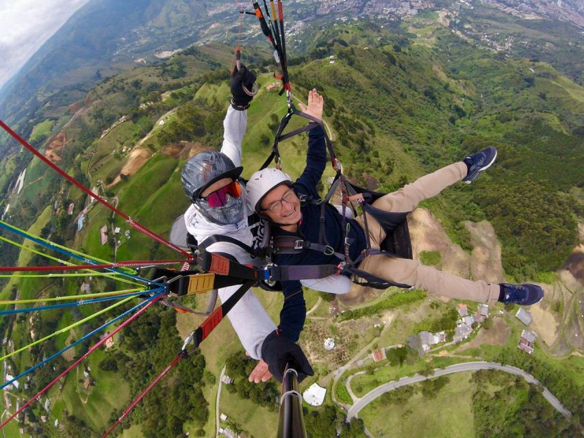 From Medellín: Paragliding Tour with GoPro Photos & Videos - Booking advice and cancellation terms