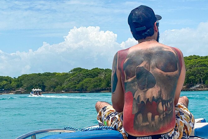 Full Day 5 Best Rosario Islands Spots Make Friends & do Snorkel - Cholón: party water, not peaceful sand