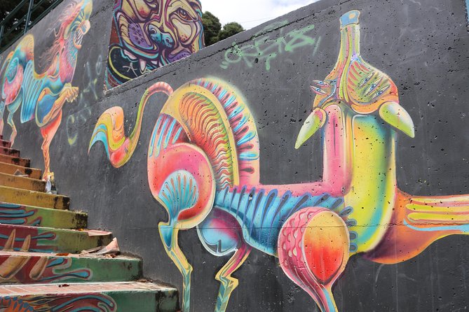 Graffiti Tour in La Candelaria Bogotá with Transportation - La Concordia market and the city’s meeting points