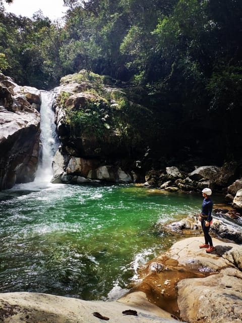 Guatapé Canyoning Adventure: Crystal Waters and Wildlife - Rappelling down Cascada del Indio