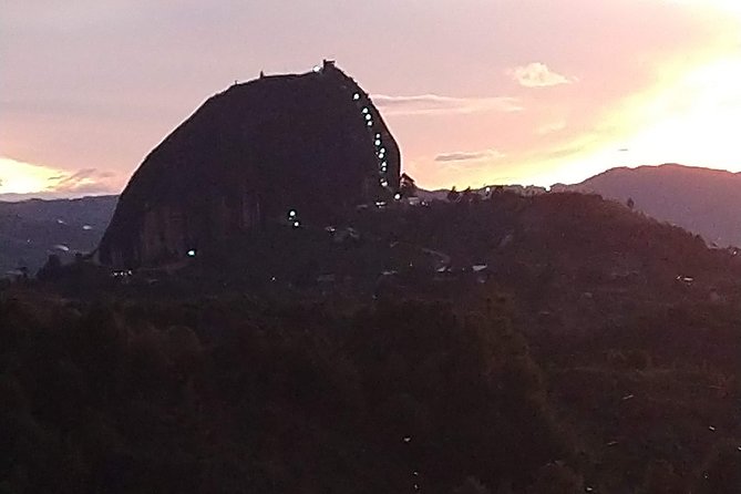 Guatapé Tour - Climbing the 740 steps of Peñol Rock