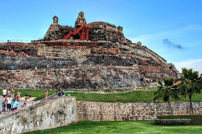 Half-Day Tour of Cartagena by Air-Conditioned Vehicles - Pickup, group size, and the afternoon schedule