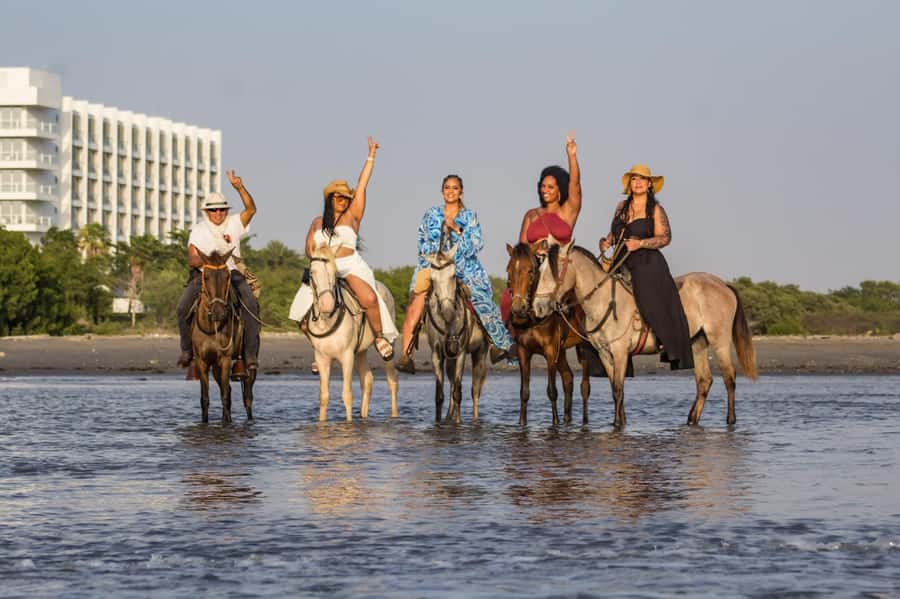HORSE TOUR IN CARTAGENA BEACH - Practical advice for a smoother ride