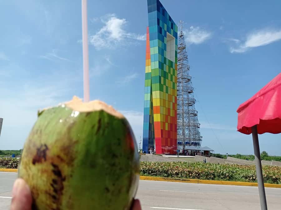 Malecón, Carnaval Museum, Downtown Barranquilla City Tour - La Ventana al Mundo and the city’s modern image
