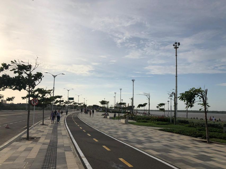 Malecón, Carnaval Museum, Downtown Barranquilla City Tour - Timing, walking, and practical comfort