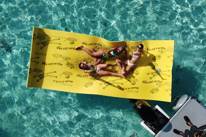 Marine Safari Tour on San Andrés Island: Includes photo with DRONE - What this $47 San Andrés boat tour is really like