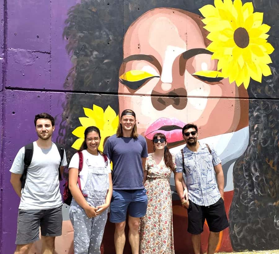 Medellín: Comuna 13 District Tour with Cable Car Ride - Is $27 good value?