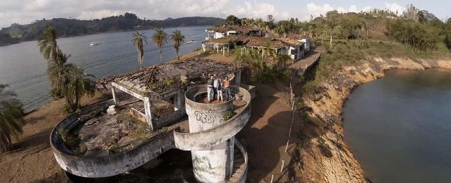 Medellin: Guatapé Day Trip & Boat to Pablo Escobar's Estate - Key points at a glance