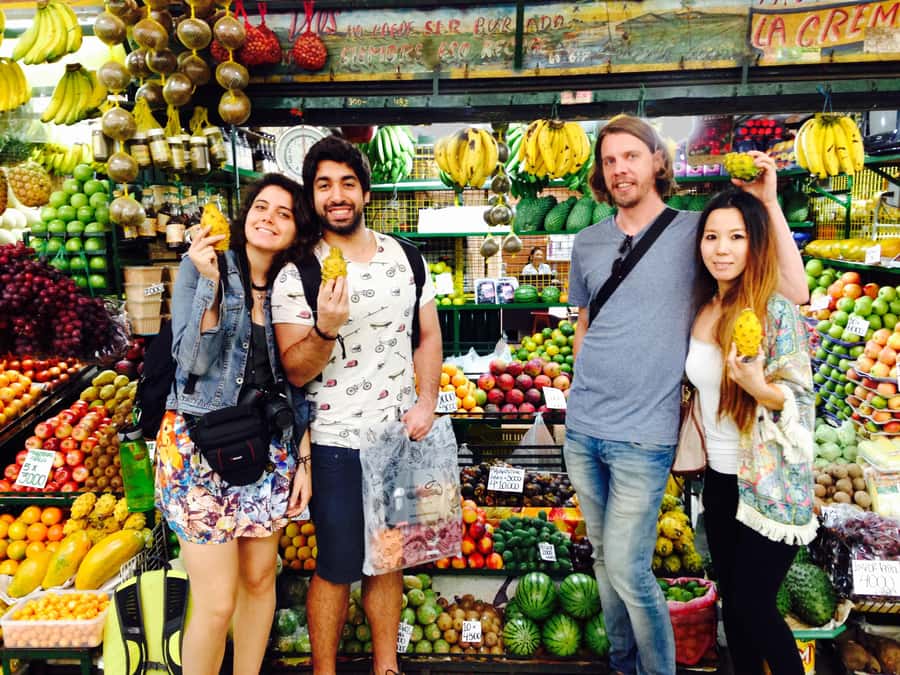 Medellín: Guided Exotic Fruits Tour - Finding the pedestrian entrance near the bridge