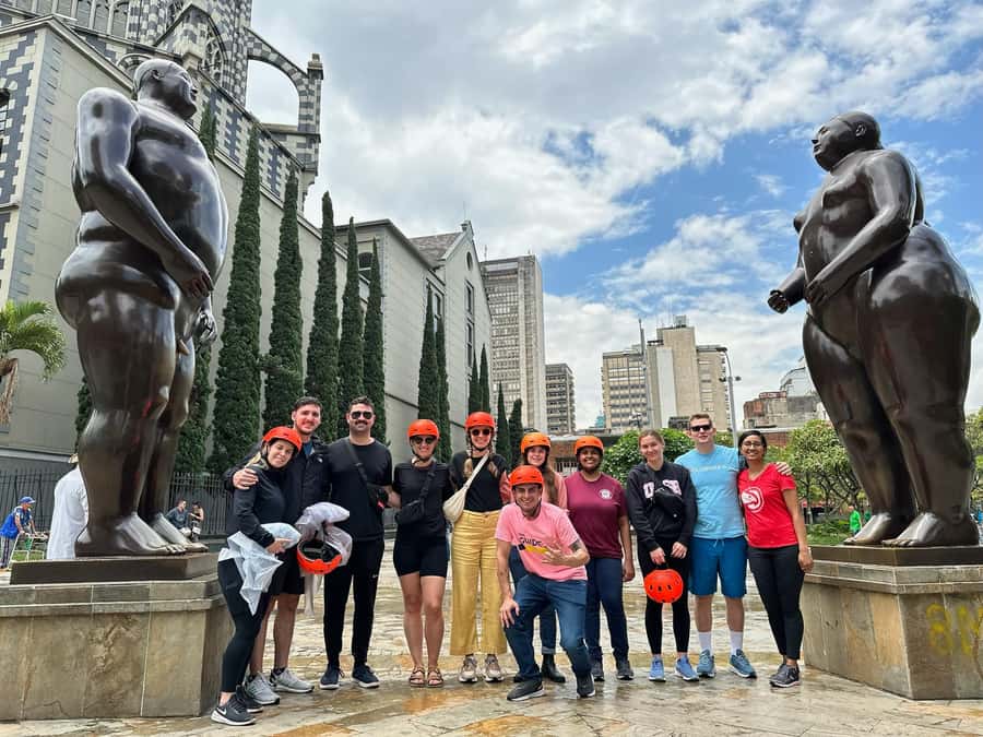 Medellín: History & Local Life Essentials Tour on an E-Bike - San Antonio Park and the story held by two sculptures